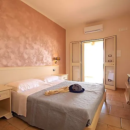 Hibiscus 3* Vieste