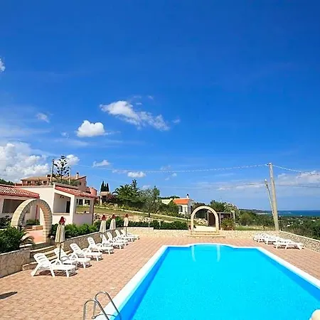Hibiscus 3*